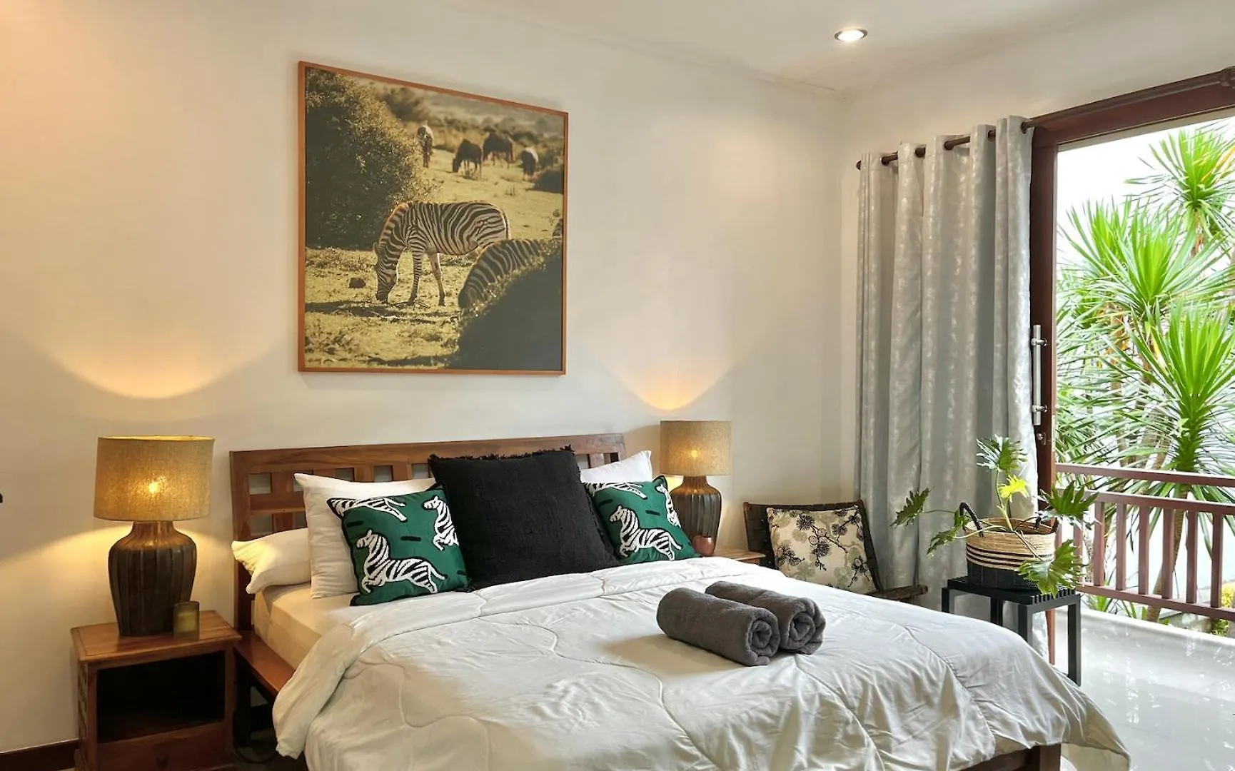Tropical Studio Room In Seminyak location
